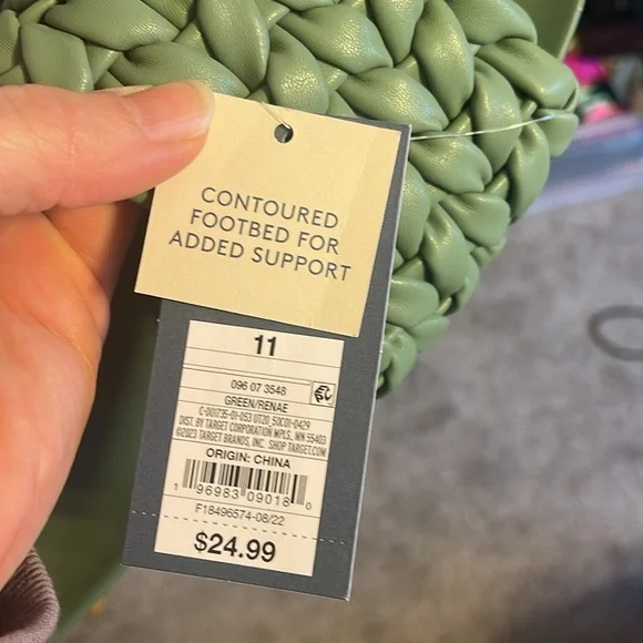 Universal Thread Sandals - Picture 5 of 5